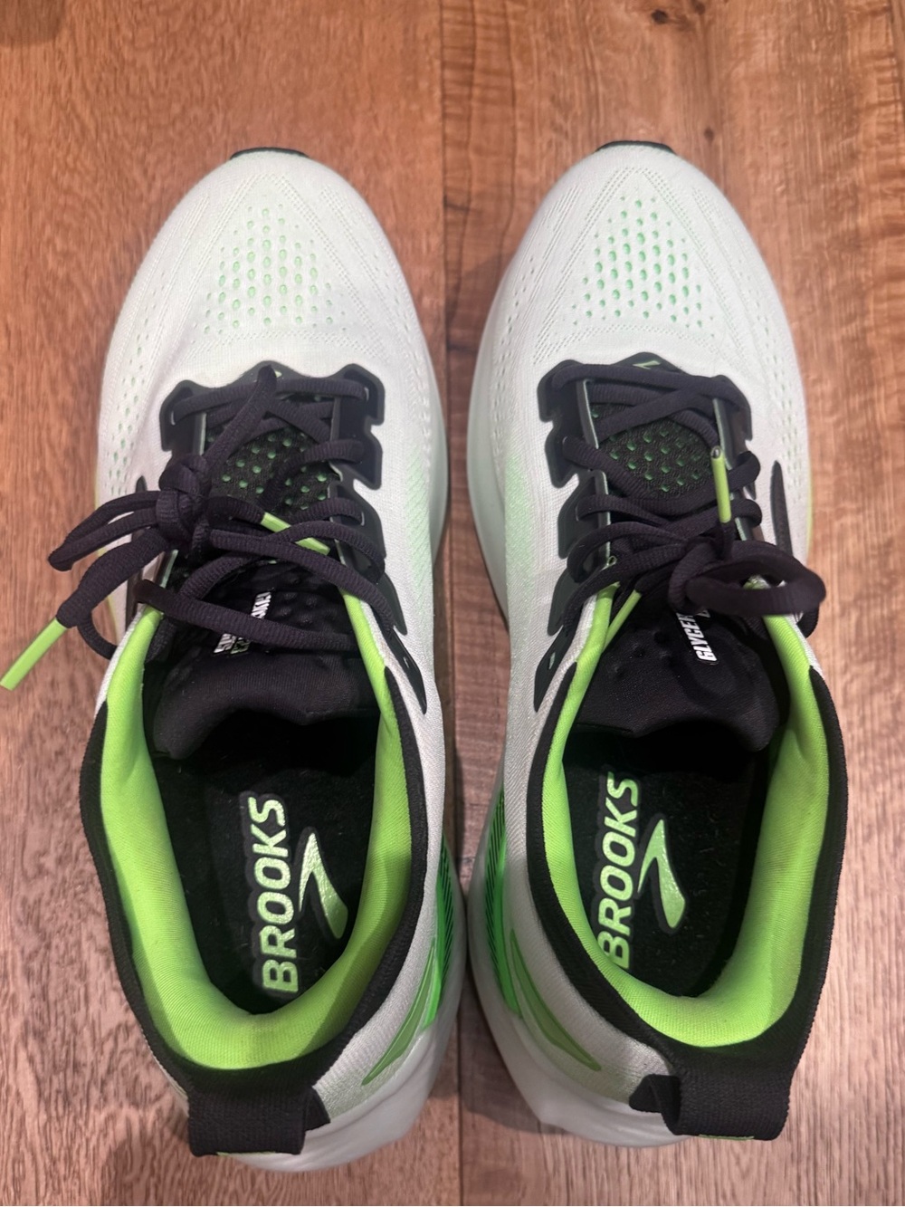 Brooks glycerin 23 - worn once - Picture 15 of 15